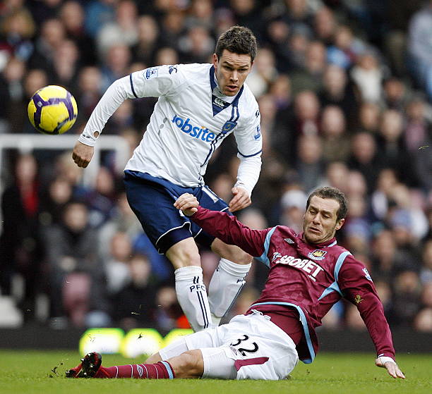 [高尔夫]墨西哥公开赛霍尔等三选手并列领先 俞俊安T18.